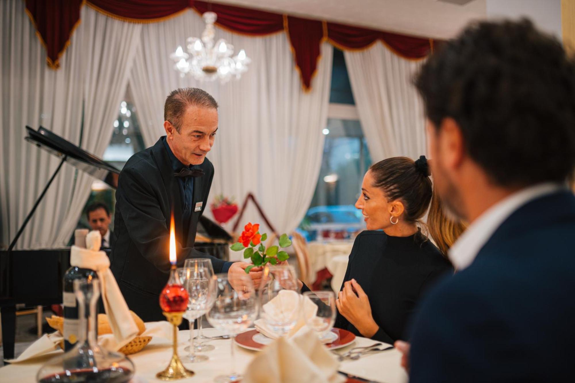 Hotel Terme Helvetia アーバノ・テルメ エクステリア 写真