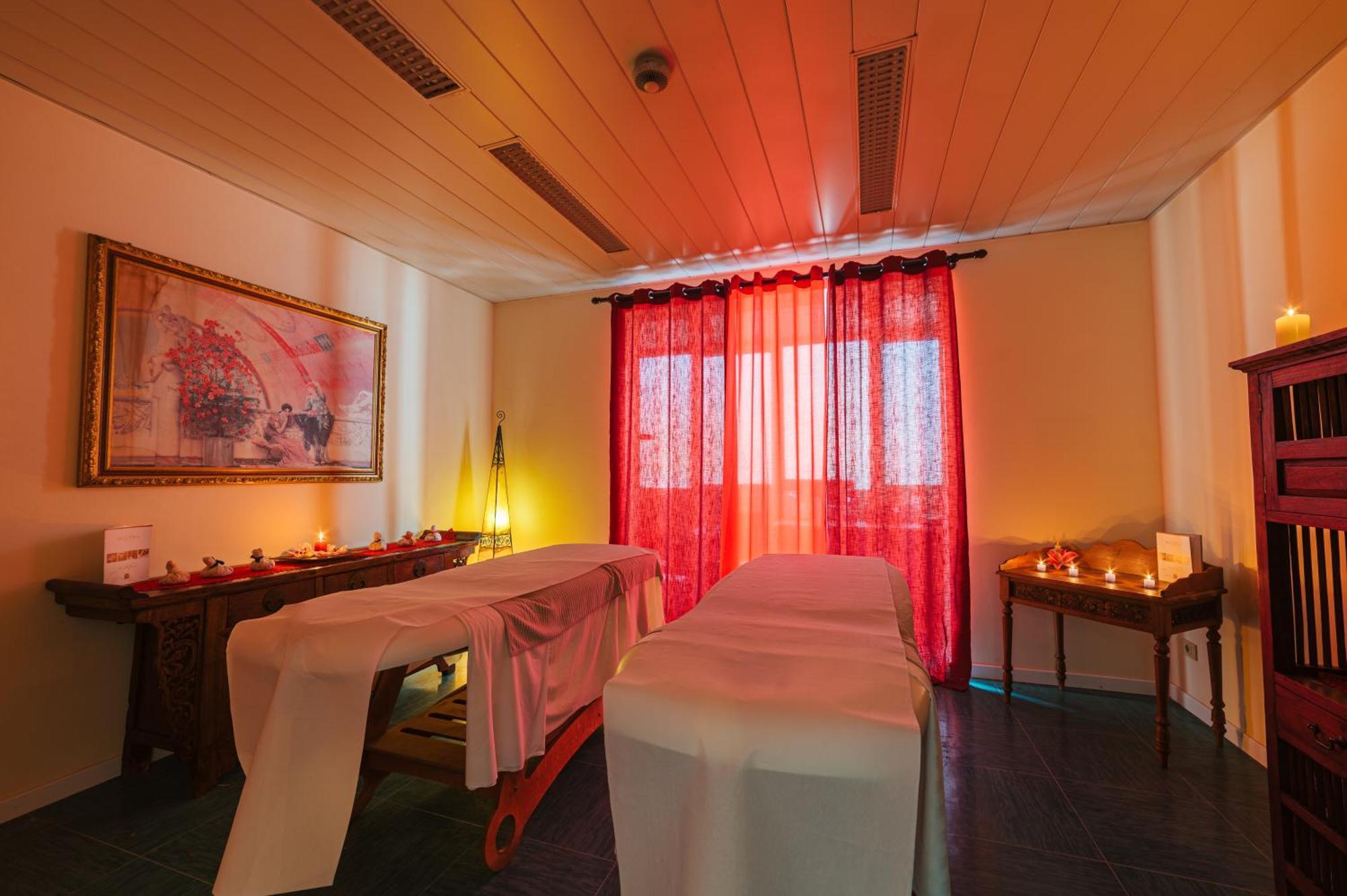 Hotel Terme Helvetia アーバノ・テルメ エクステリア 写真