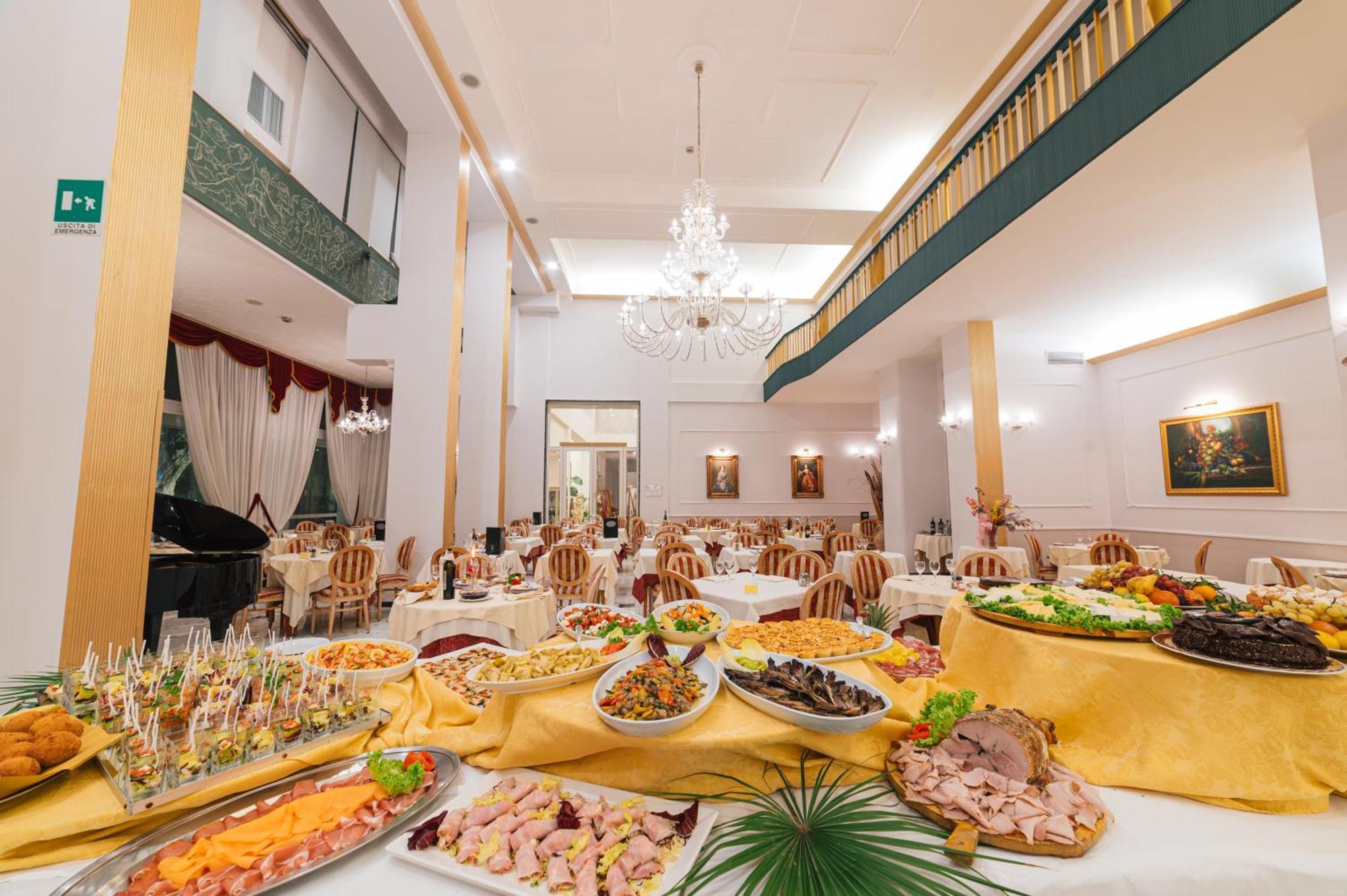 Hotel Terme Helvetia アーバノ・テルメ エクステリア 写真