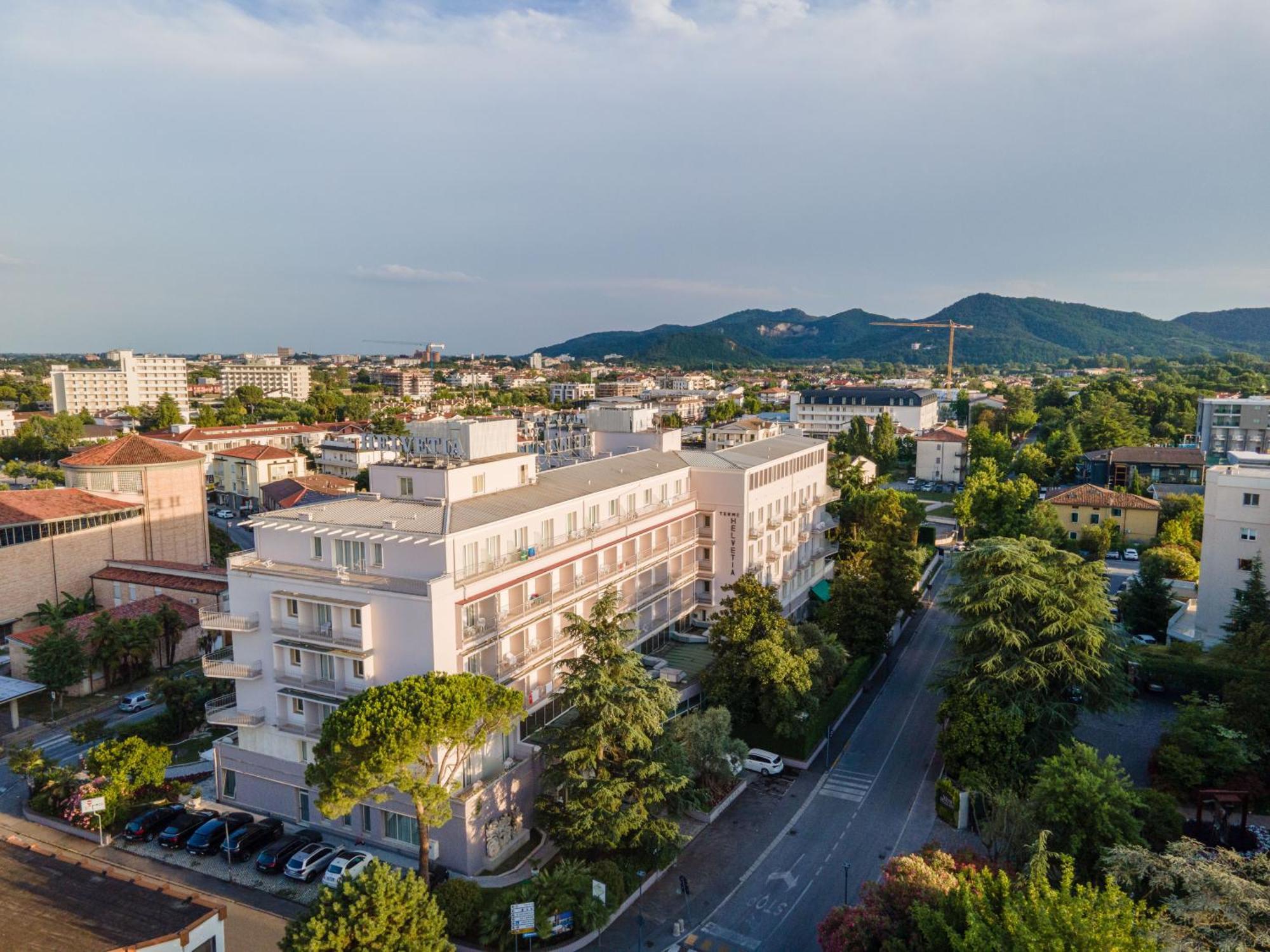 Hotel Terme Helvetia アーバノ・テルメ エクステリア 写真