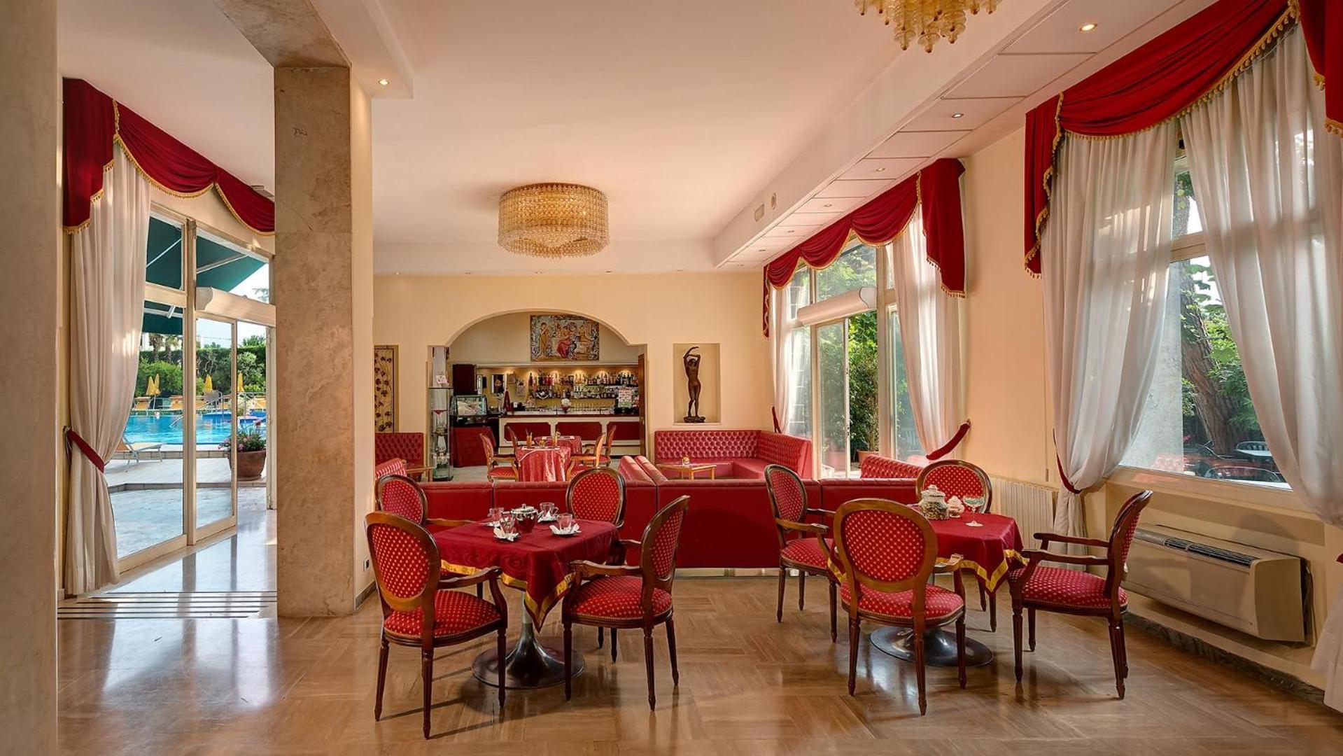 Hotel Terme Helvetia アーバノ・テルメ エクステリア 写真