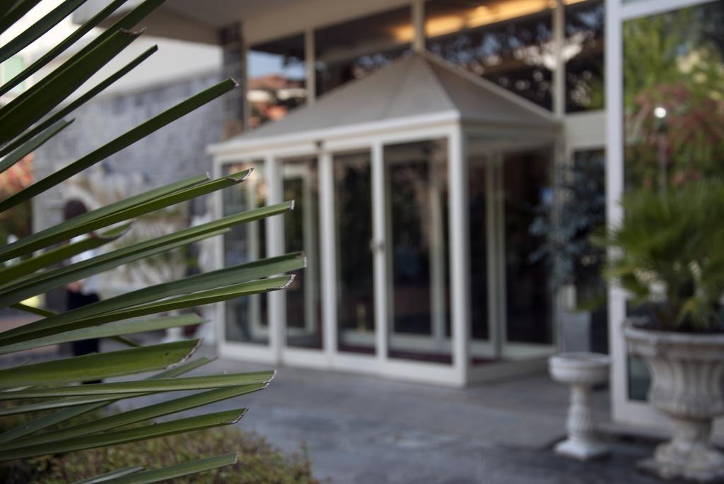 Hotel Terme Helvetia アーバノ・テルメ エクステリア 写真